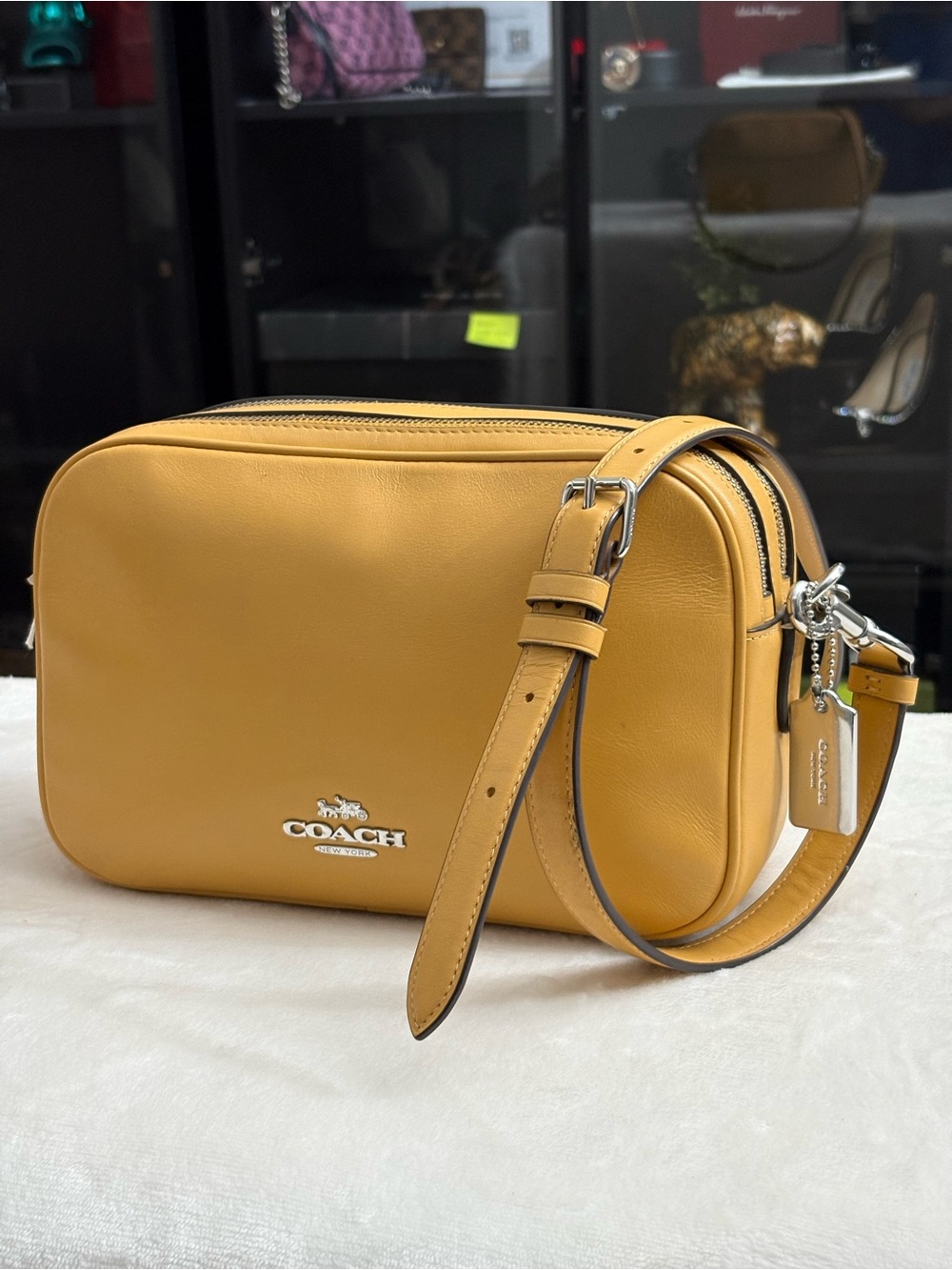 Coach Butterscotch Glovetanned Leather Double Zip Camera Bag. Crossbody.